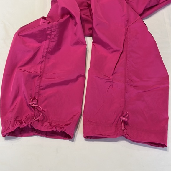 Onzie Parachute Cargo Pants in Raspberry Rose - Picture 7 of 14